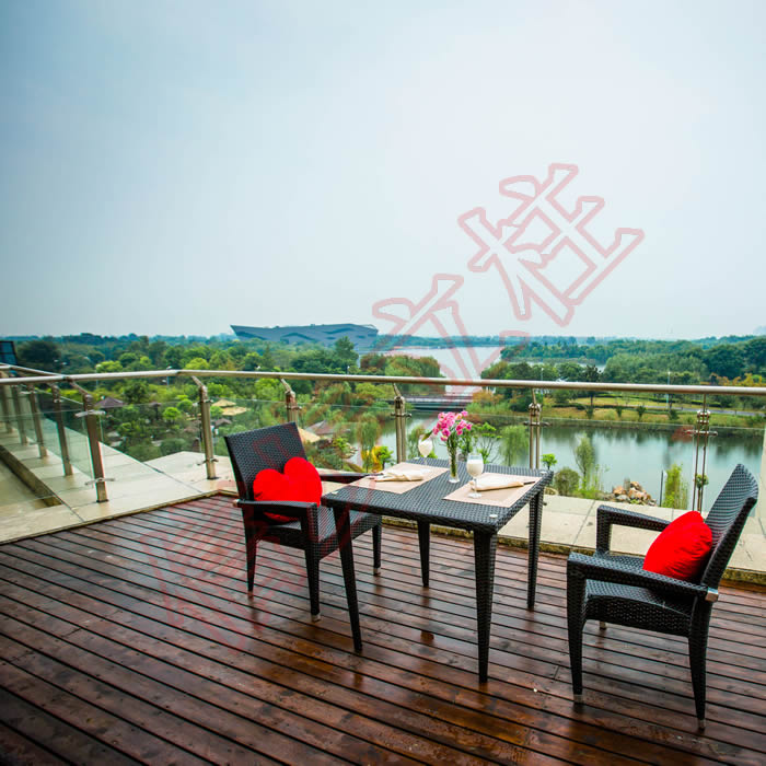 Cột thép không gỉ Walkway làm cho Tiande Lake Guesthouse tỏa sáng cho cửa sổ nhà cảnh quan và lan can sân thượng