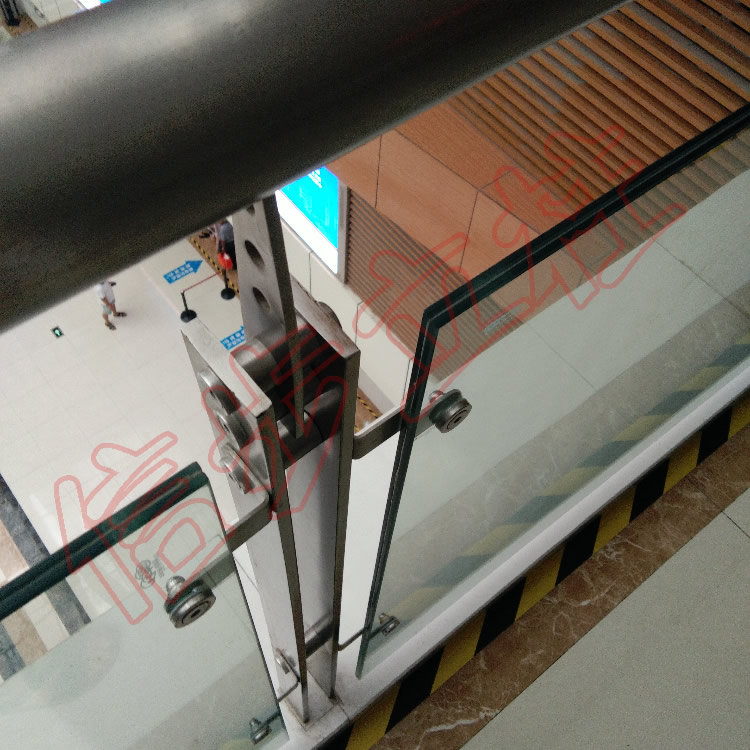 Cột trụ cung cấp cột thép không gỉ cho Bệnh viện Nhân dân số 4 Thái Châu, không gỉ và chất lượng vượt trội