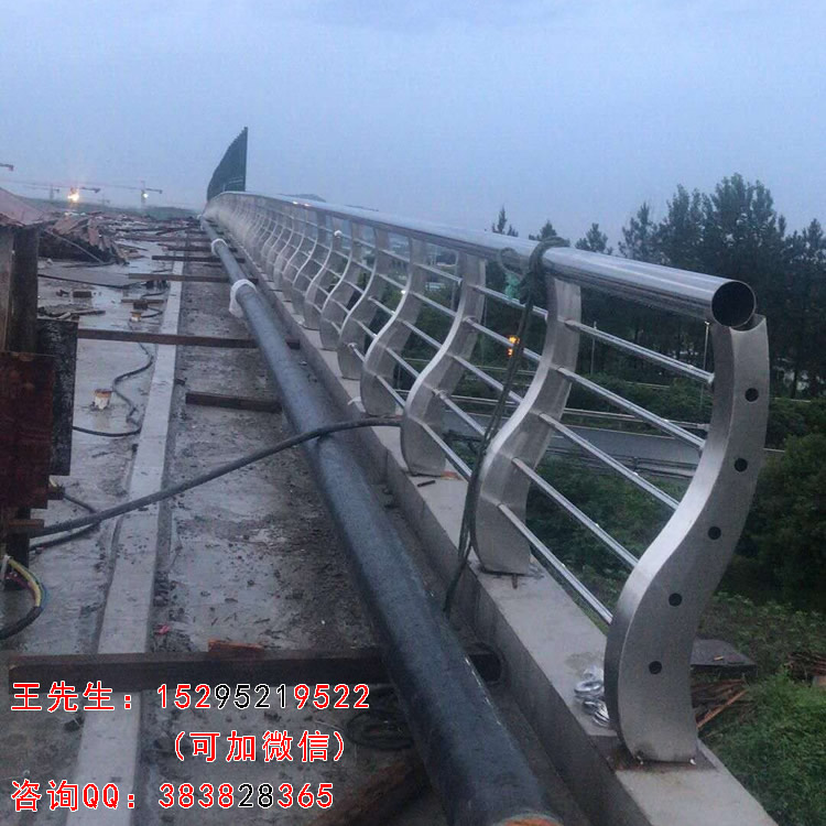 Cột thép không gỉ Walking cho đường ray cầu thép không gỉ cực lớn tốc độ cao Deqing Wukang