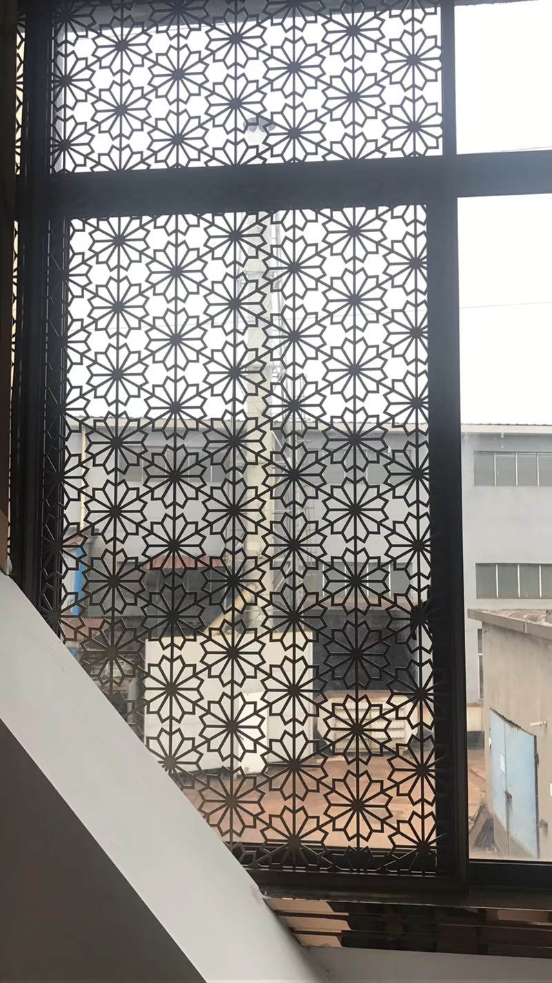 Màn hình thép không gỉ kiểu Trung Quốc